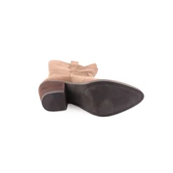 Bota COMPELE