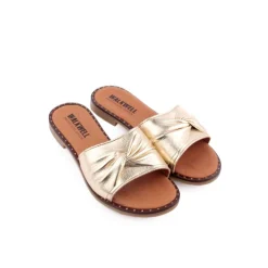 Chinelo WALKWELL
