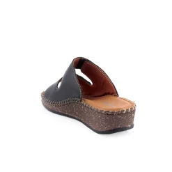 Chinelo WILANO