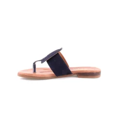 Chinelo WILANO