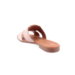Chinelo WILANO