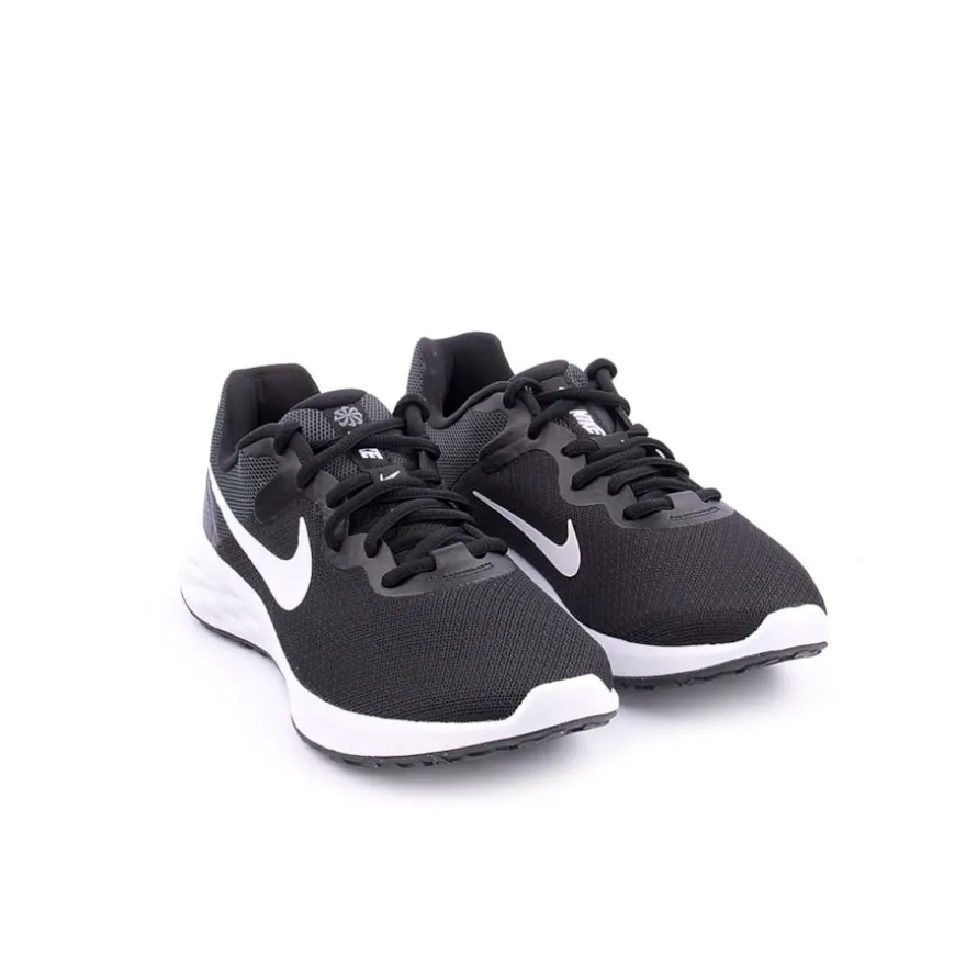 Sapatilha NIKE Revolution 6